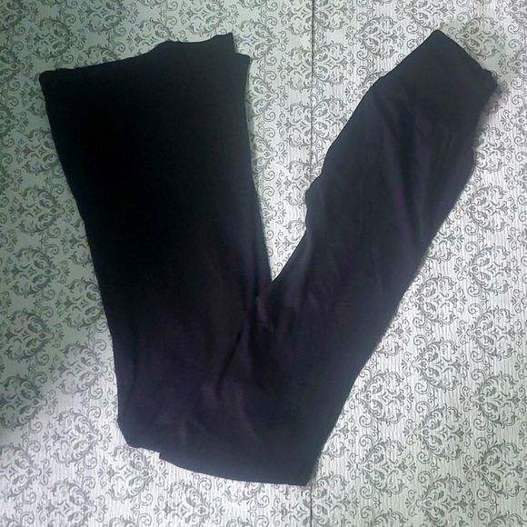 Free People Good Karma Flare Legging NWOT XS/S Black - Picture 3 of 6